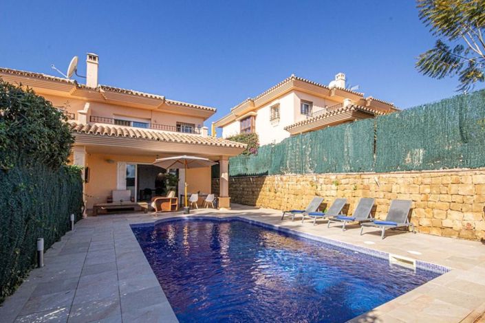 Image No.17-4 Bed Semi-Detached for sale