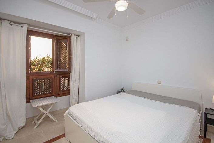 Image No.34-4 Bed Semi-Detached for sale