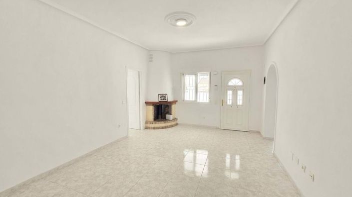 Image No.14-4 Bed Villa for sale