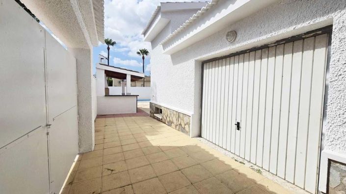 Image No.38-4 Bed Villa for sale