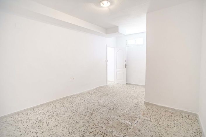 Image No.43-4 Bed Villa for sale