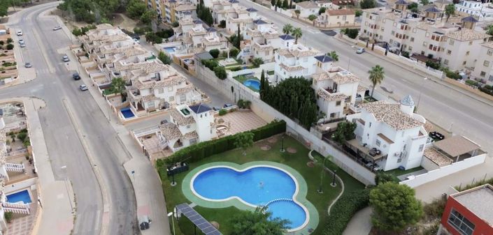 Image No.2-Maison de ville de 3 chambres à vendre à Orihuela Costa