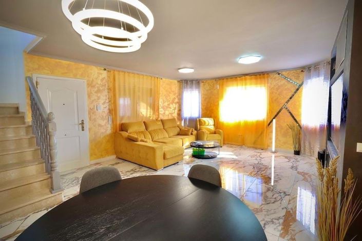 Image No.7-Villa de 4 chambres à vendre à Villamartin