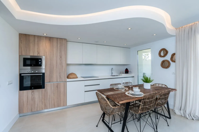 1447-644732-78d1f4f8b6655591b02d22fabb36a692d