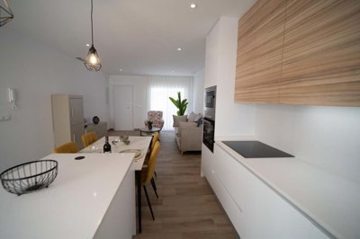 1447-645312-78d1f4f8b6655591b02d22fabb36a692d