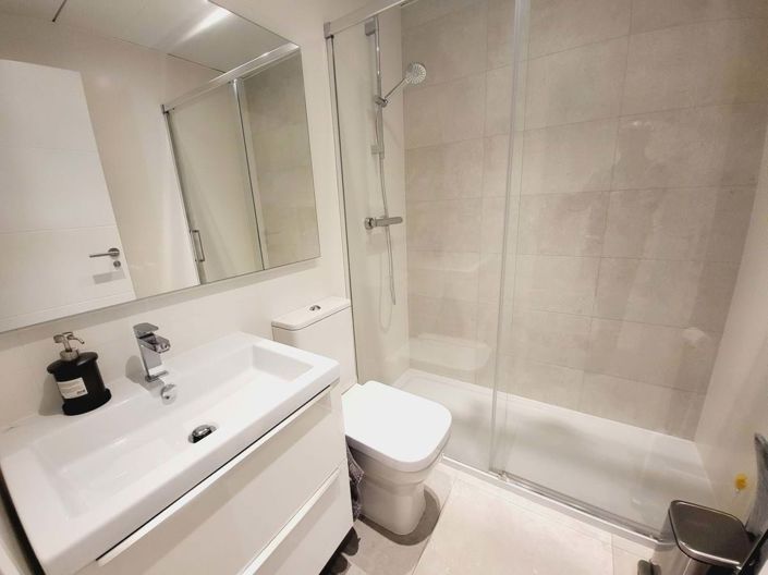 Image No.12-3 Bed Apartment for sale