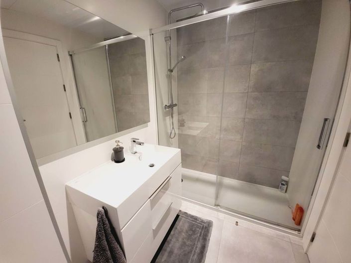 Image No.15-3 Bed Apartment for sale