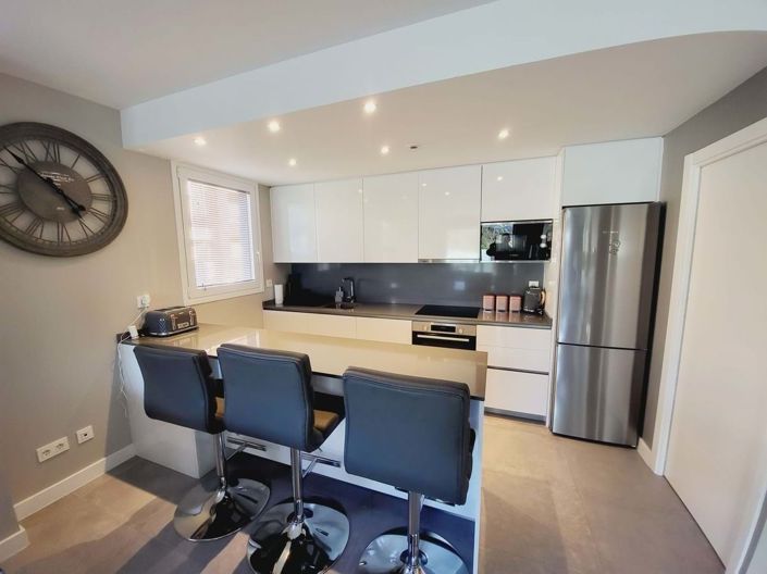 Image No.7-3 Bed Apartment for sale