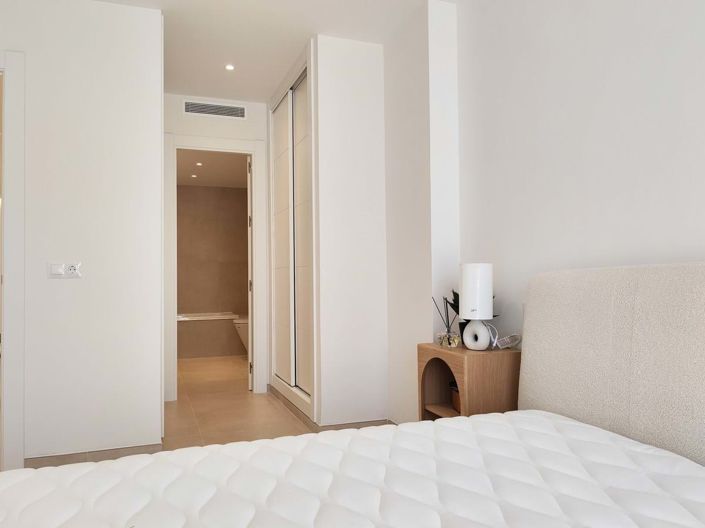 Image No.7-3 Bed Apartment for sale