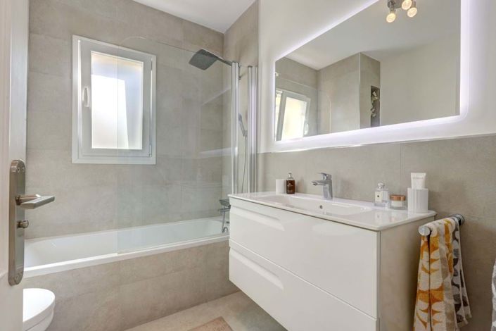 Image No.37-3 Bed Penthouse for sale