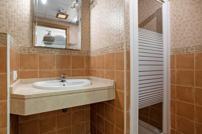 Image No.18-Appartement de 2 chambres à vendre à Estepona