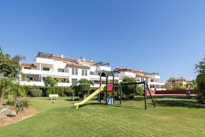 Image No.22-Appartement de 2 chambres à vendre à Estepona