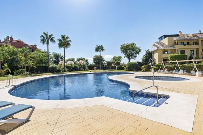 Image No.23-Appartement de 2 chambres à vendre à Estepona