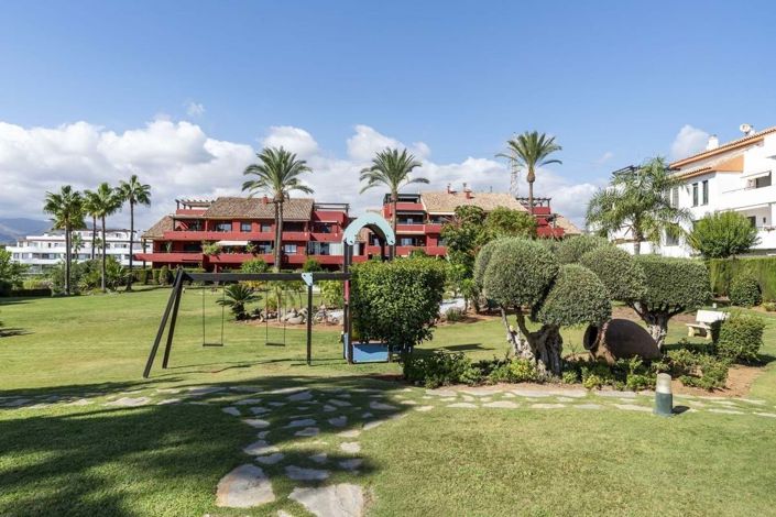 Image No.24-Appartement de 2 chambres à vendre à Estepona