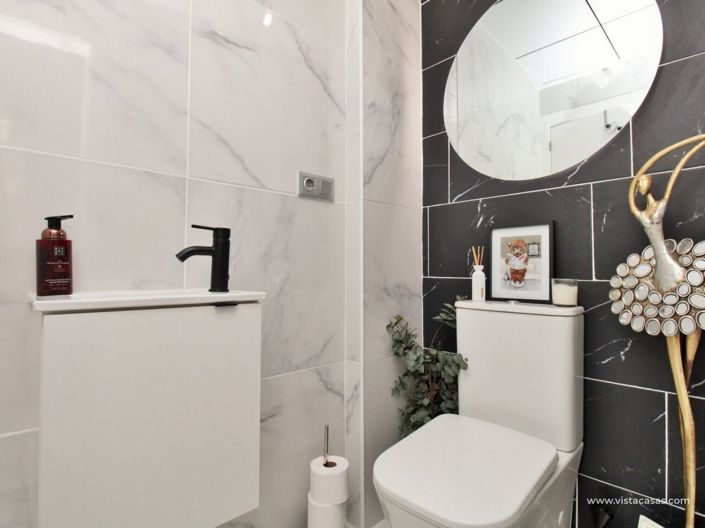 Image No.17-4 Bed Villa for sale