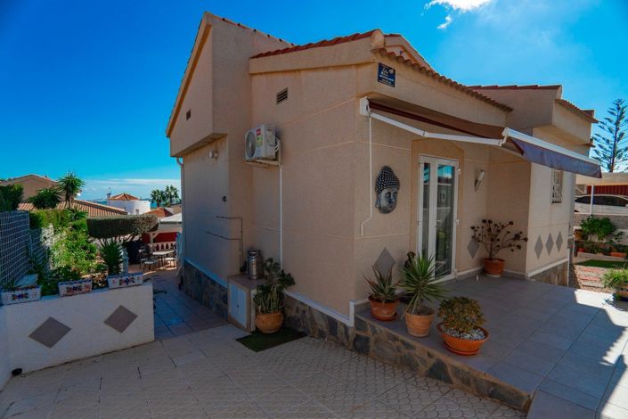 Image No.30-2 Bed Villa for sale