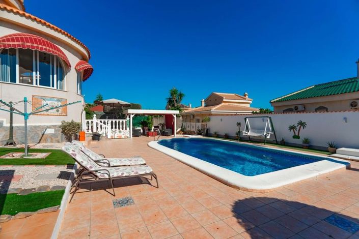 Image No.31-2 Bed Villa for sale