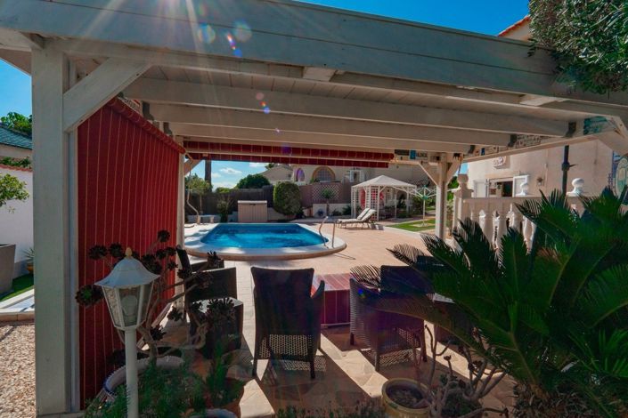 Image No.6-2 Bed Villa for sale