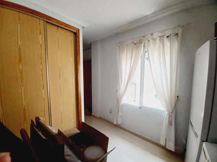 Image No.16-3 Bed Townhouse for sale