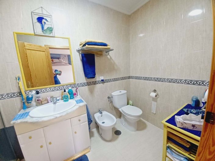 Image No.18-3 Bed Townhouse for sale