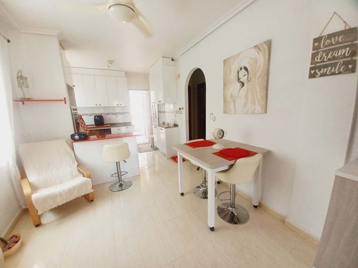 Image No.25-3 Bed Townhouse for sale