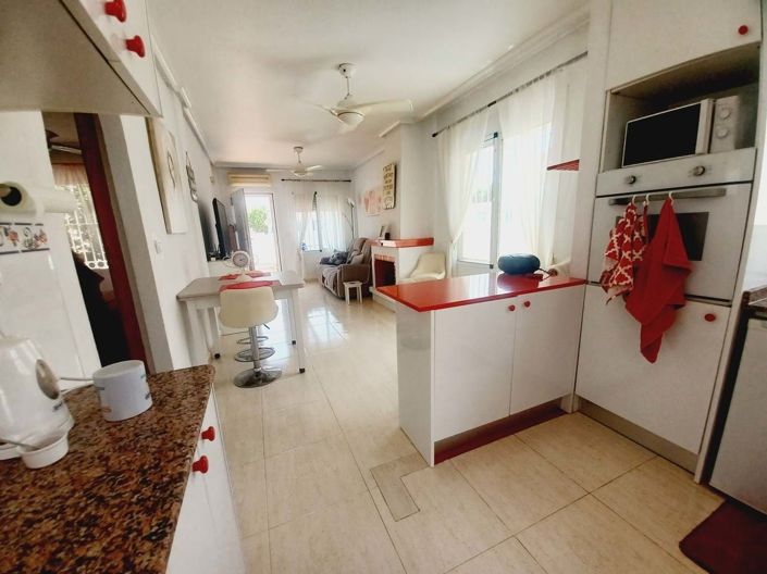 Image No.3-3 Bed Townhouse for sale