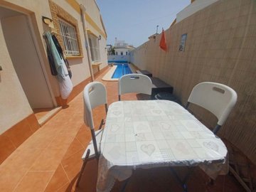 1447-642486-78d1f4f8b6655591b02d22fabb36a692d