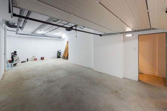 Image No.25-3 Bed Townhouse for sale