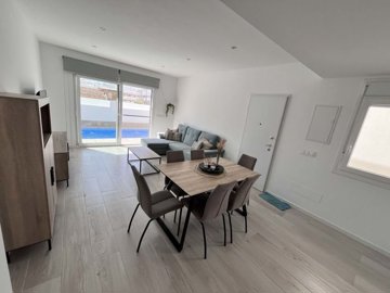 1447-645317-78d1f4f8b6655591b02d22fabb36a692d