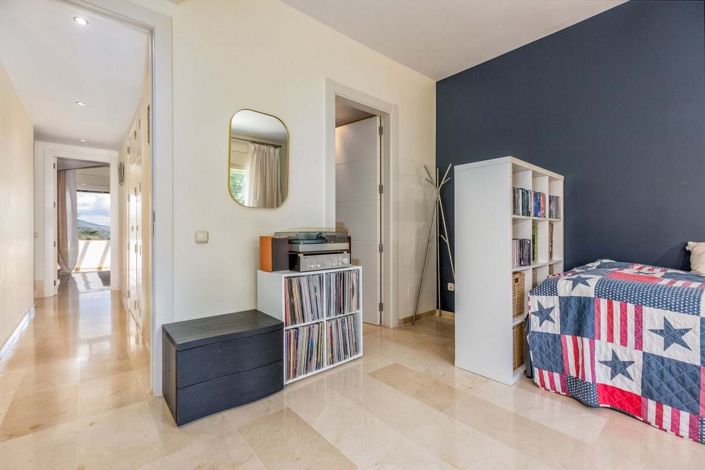 Image No.36-3 Bed Townhouse for sale