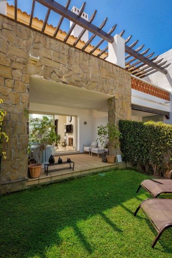 Image No.4-3 Bed Townhouse for sale