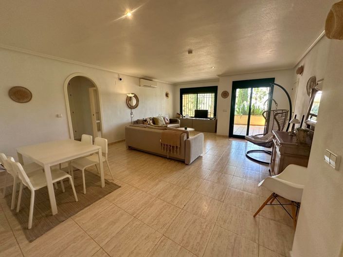 Image No.4-Appartement de 2 chambres à vendre à Orihuela Costa