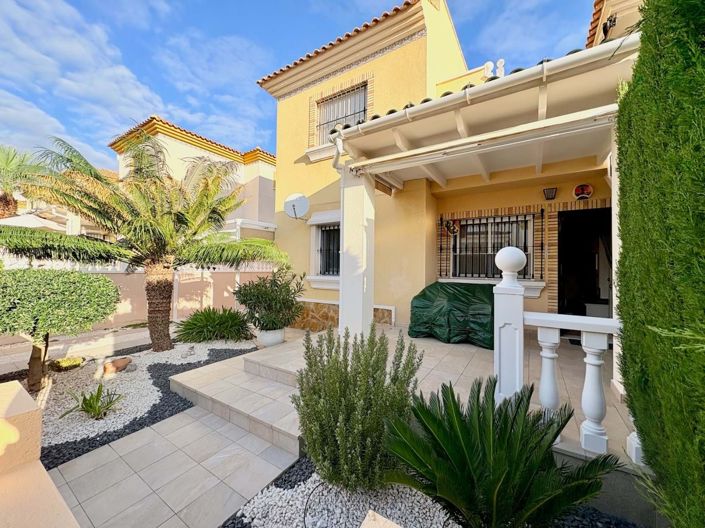 Image No.2-Maison de ville de 2 chambres à vendre à Orihuela Costa