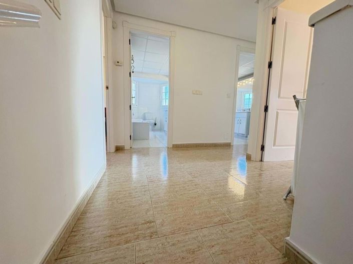 Image No.11-3 Bed Villa for sale