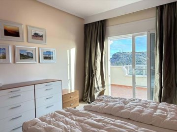 1447-646396-78d1f4f8b6655591b02d22fabb36a692d