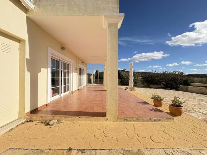 Image No.25-3 Bed Villa for sale