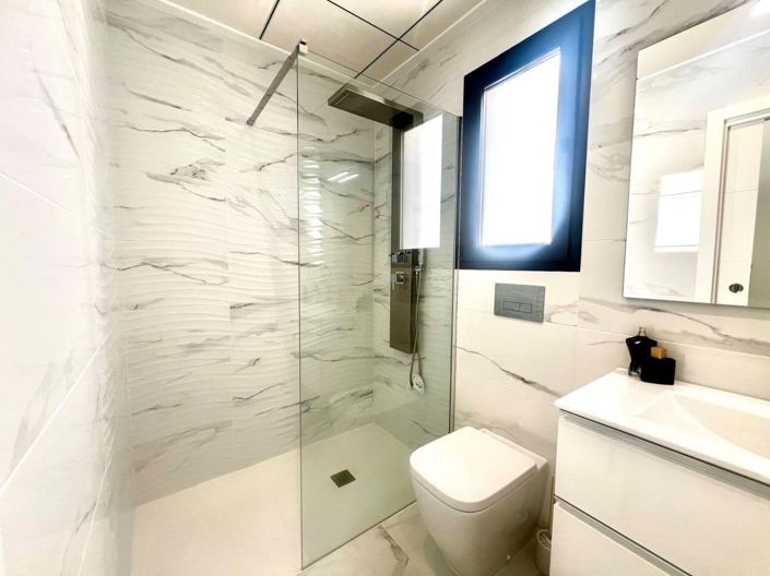 Image No.13-3 Bed Villa for sale