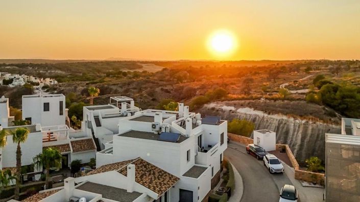 Image No.37-2 Bed Penthouse for sale