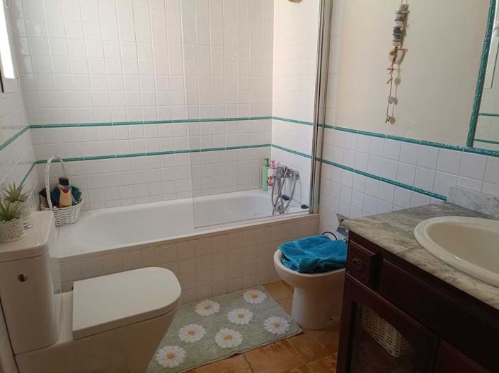 Image No.31-2 Bed Semi-Detached for sale