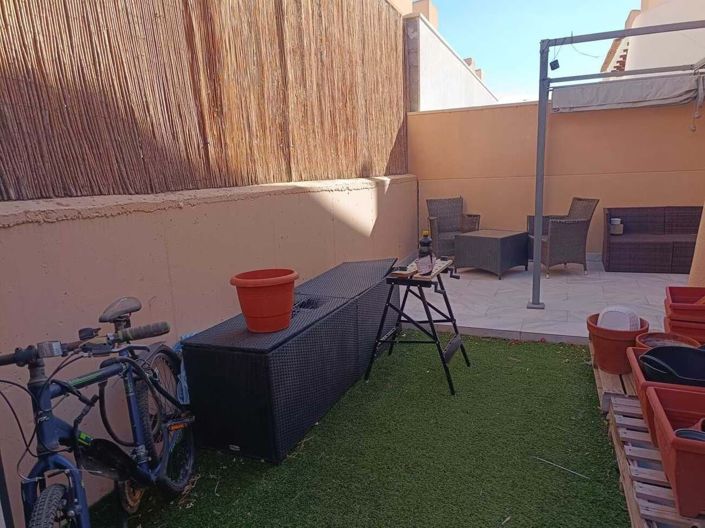 Image No.47-2 Bed Semi-Detached for sale