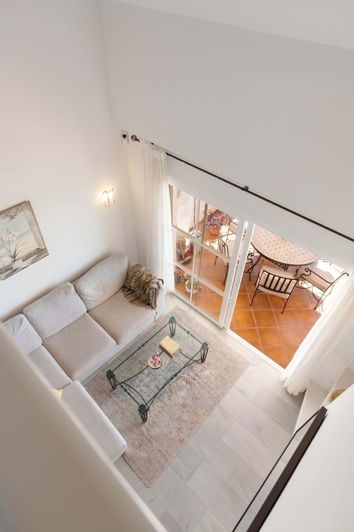 Image No.22-3 Bed Townhouse for sale