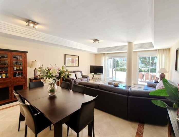 Image No.8-3 Bed Apartment for sale