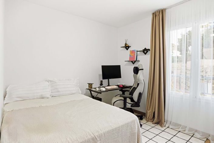 Image No.11-2 Bed Apartment for sale