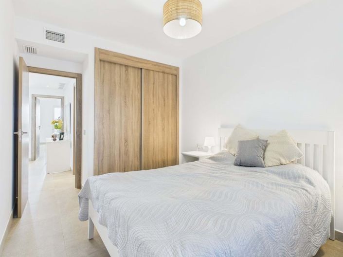 Image No.10-2 Bed Apartment for sale