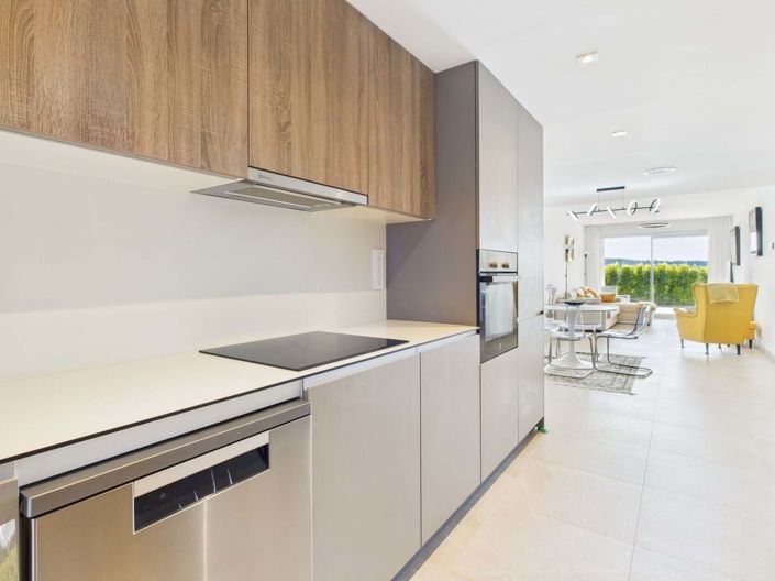 Image No.8-2 Bed Apartment for sale