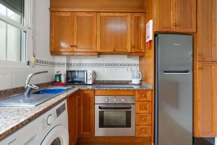 Image No.12-2 Bed Townhouse for sale