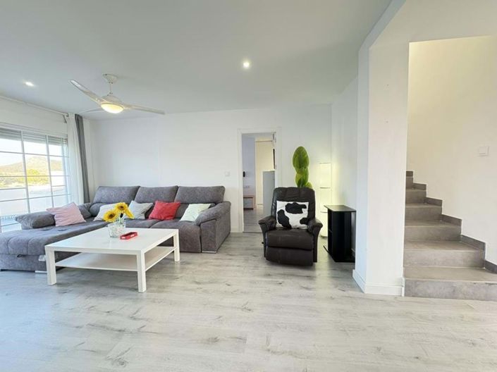 Image No.13-3 Bed Villa for sale