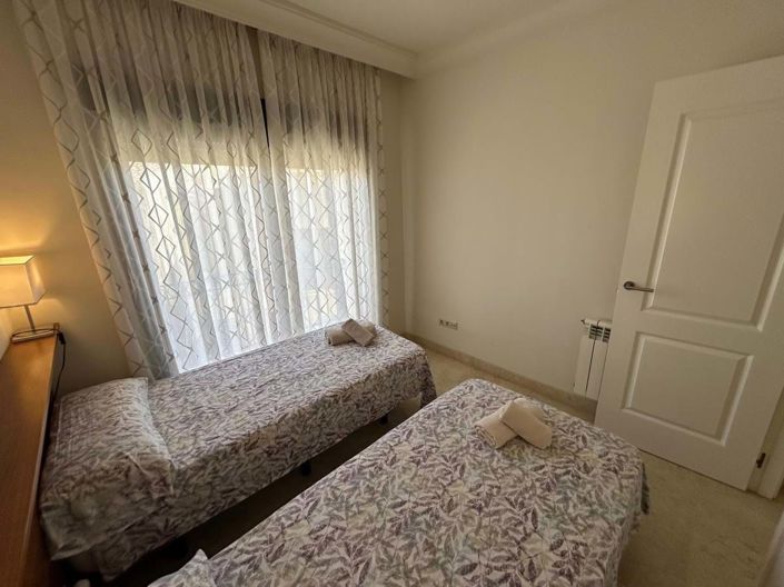 Image No.13-3 Bed Apartment for sale