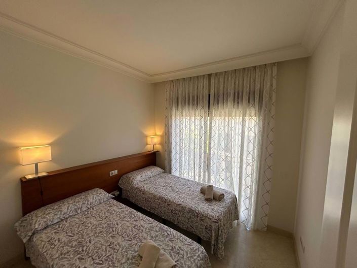 Image No.18-3 Bed Apartment for sale