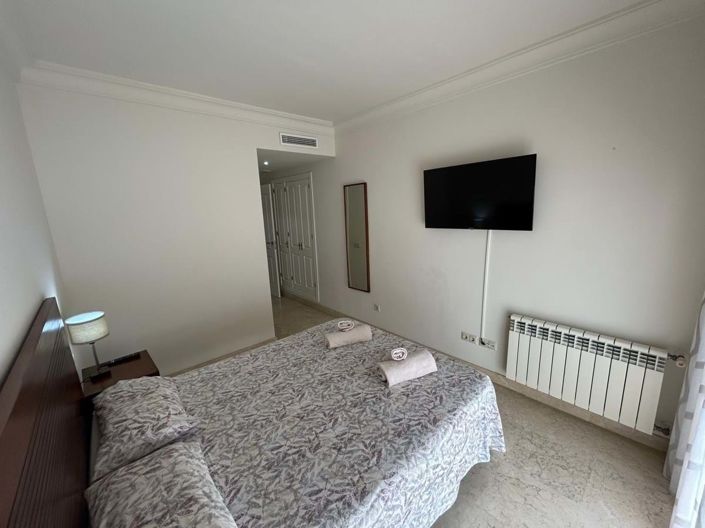 Image No.9-3 Bed Apartment for sale